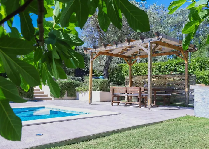 Villa Voreas *